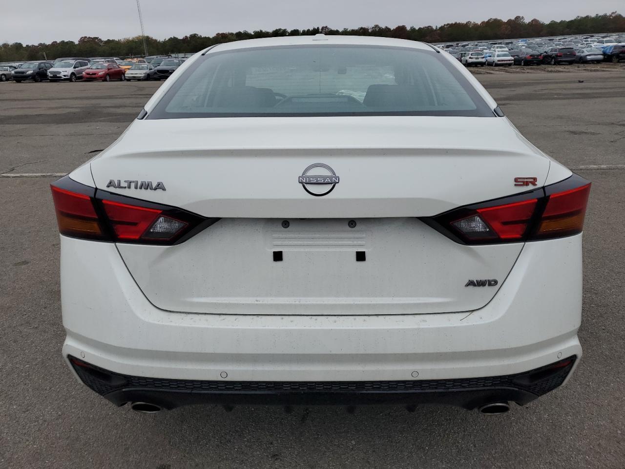 2025 Nissan Altima Sr - Фото 6