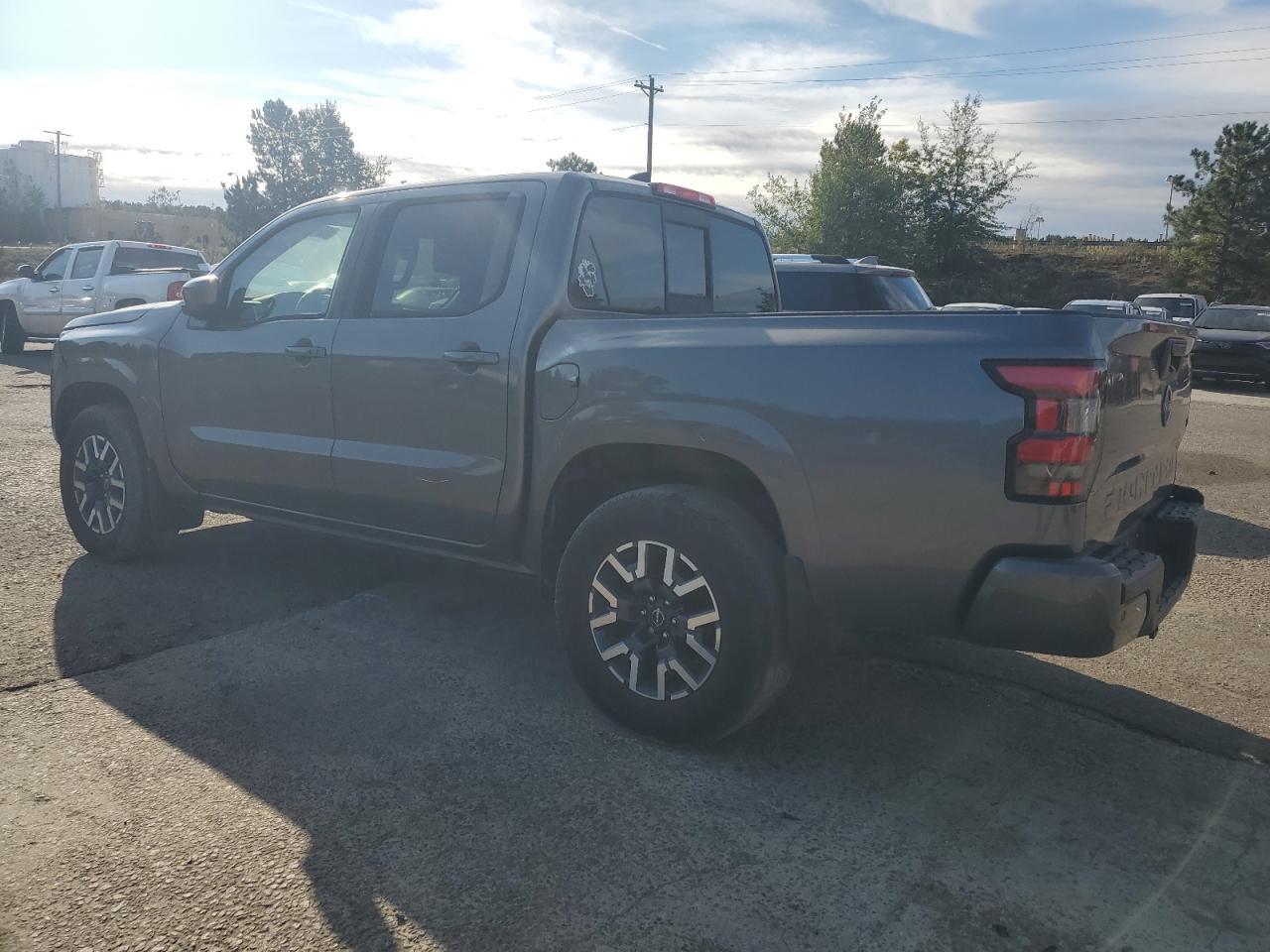 2022 Nissan Frontier S - Фото 2
