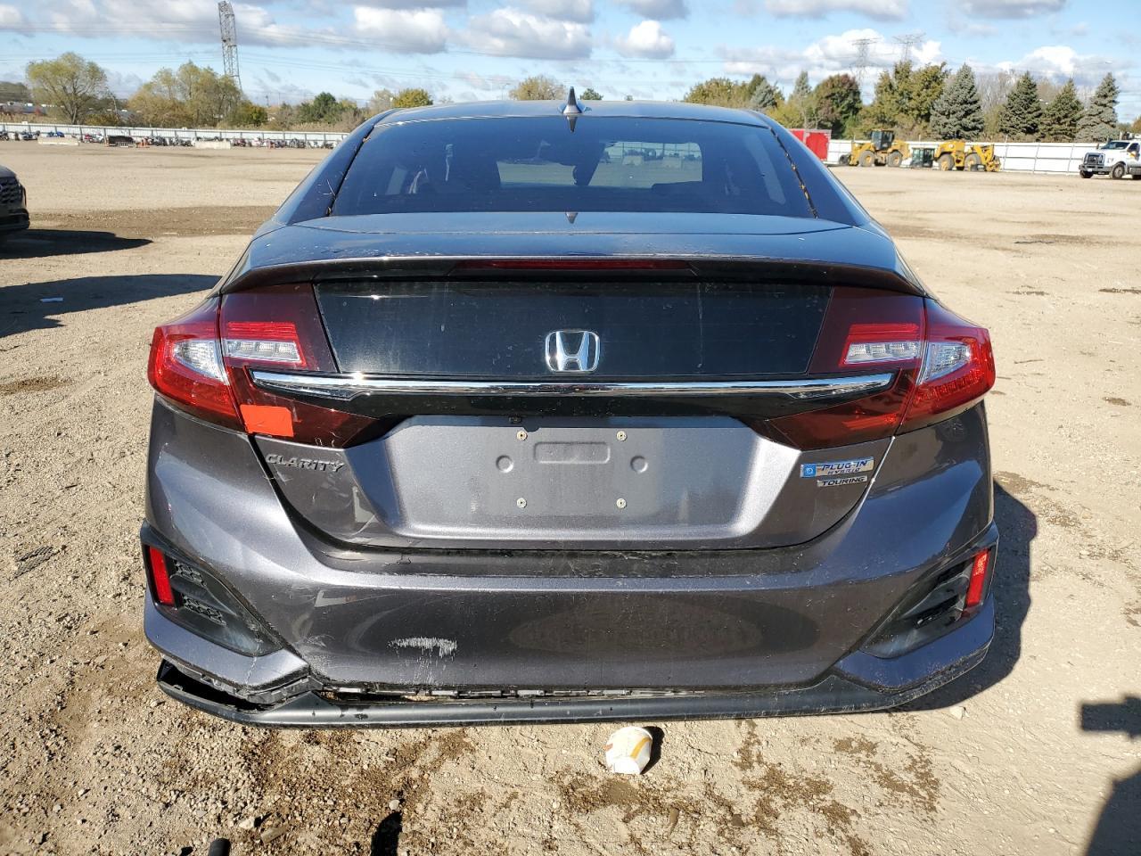 2018 Honda Clarity Touring - Image 6