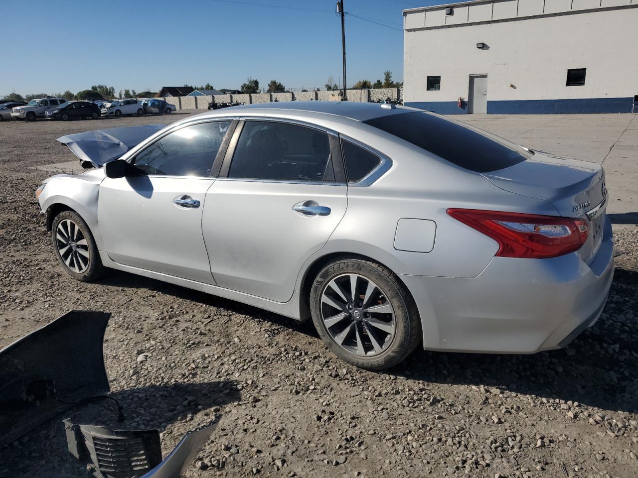 2017 Nissan Altima 2.5 - Фото 2