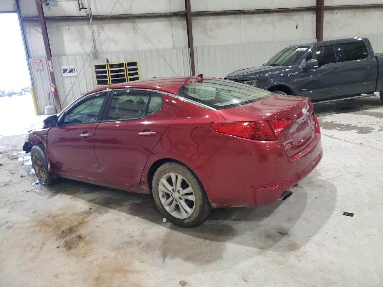 2013 Kia Optima Ex - Image 2