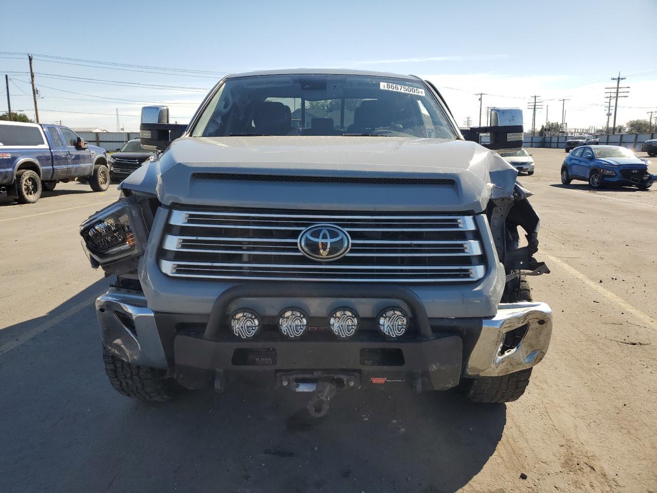 2021 Toyota Tundra Double Cab Limited - Фото 5