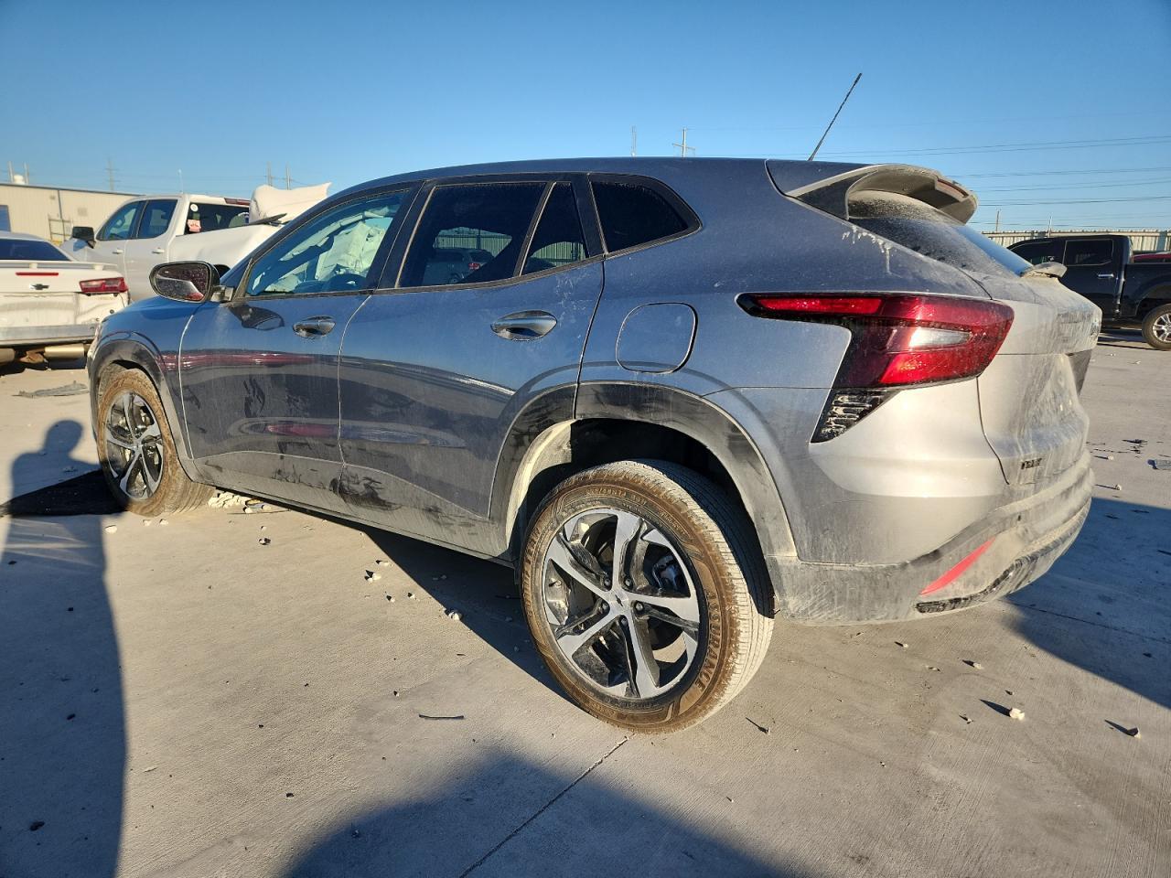 2025 Chevrolet Trax 1Rs - Image 2