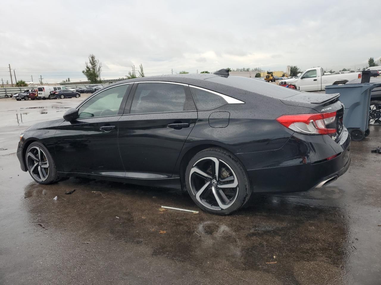 2019 Honda Accord Sport - Фото 2