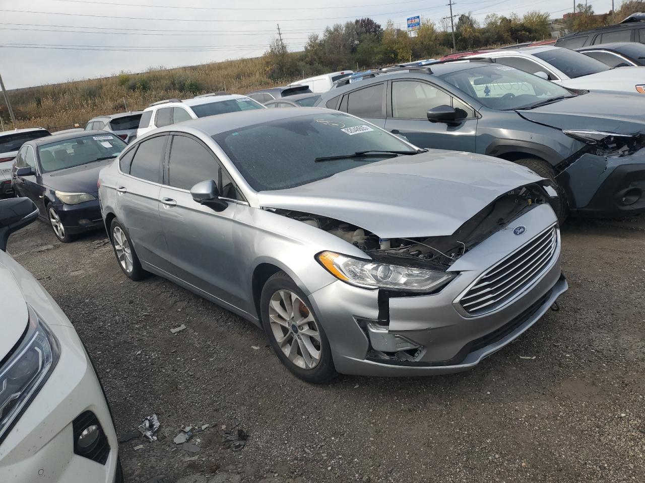 2020 Ford Fusion Se - Фото 4