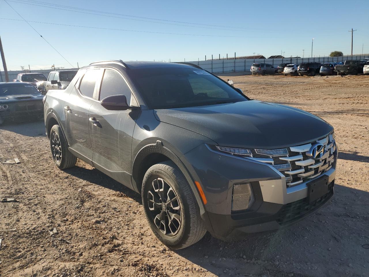 2022 Hyundai Santa Cruz Sel Premium - Image 4