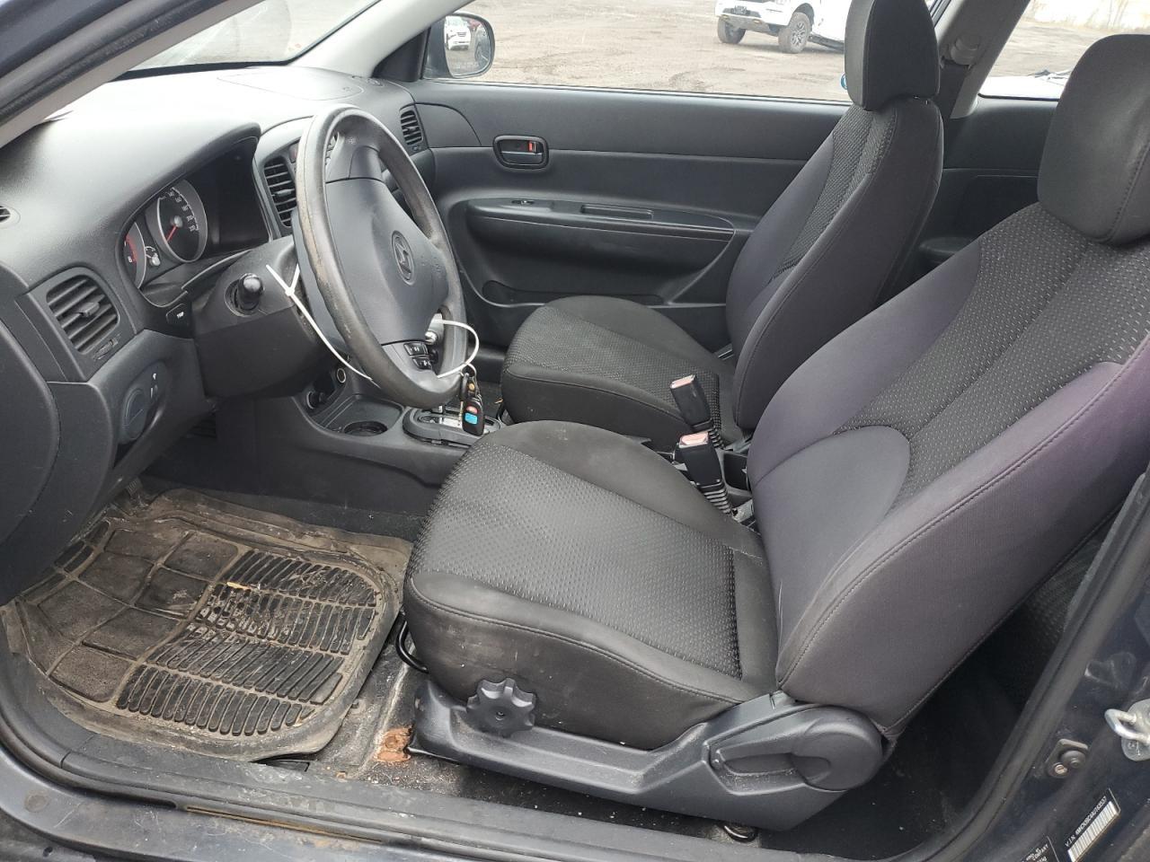 2010 Hyundai Accent Se - Фото 7