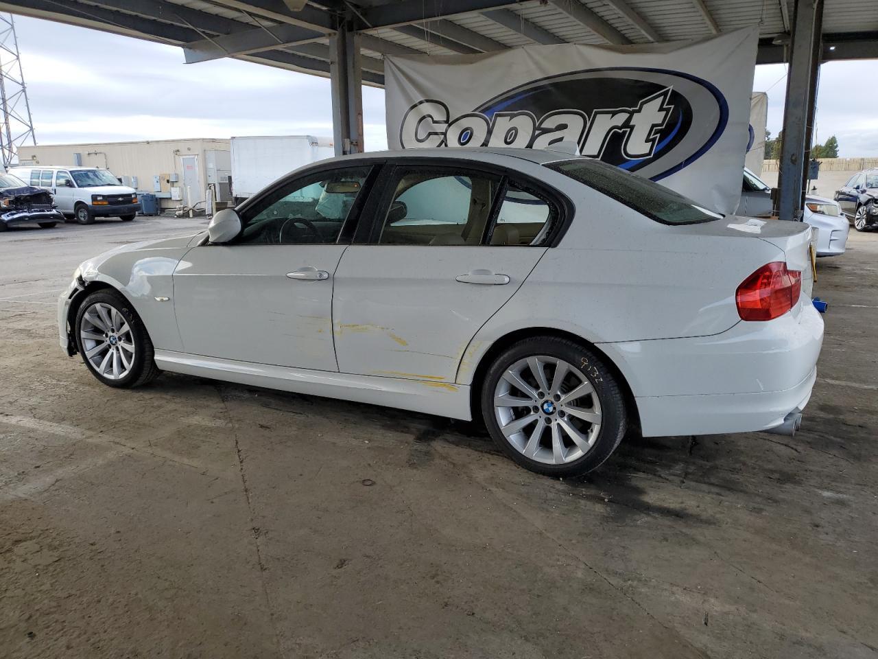 2011 BMW 328 I Sulev - Фото 2