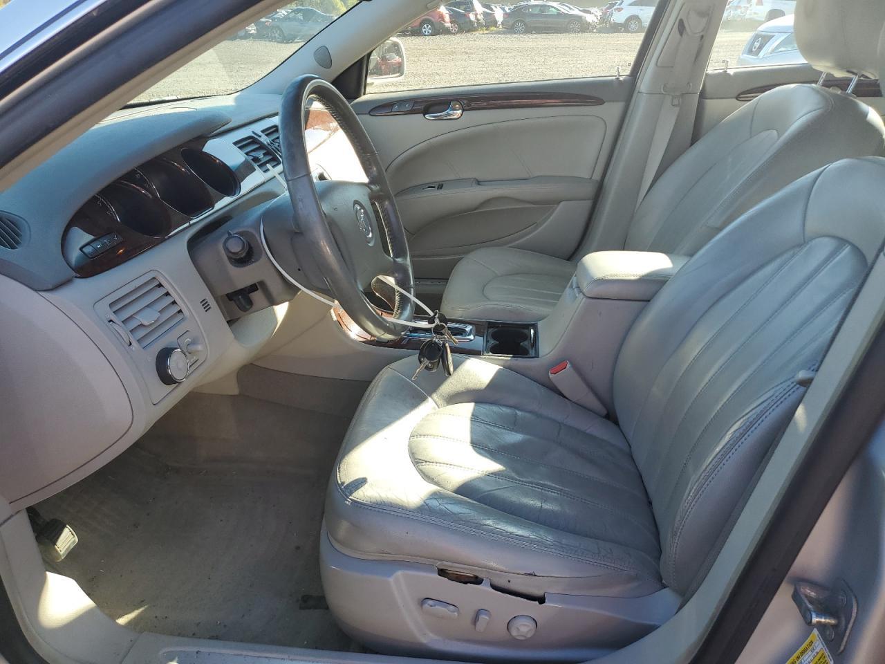 2011 Buick Lucerne Cxl - Image 7