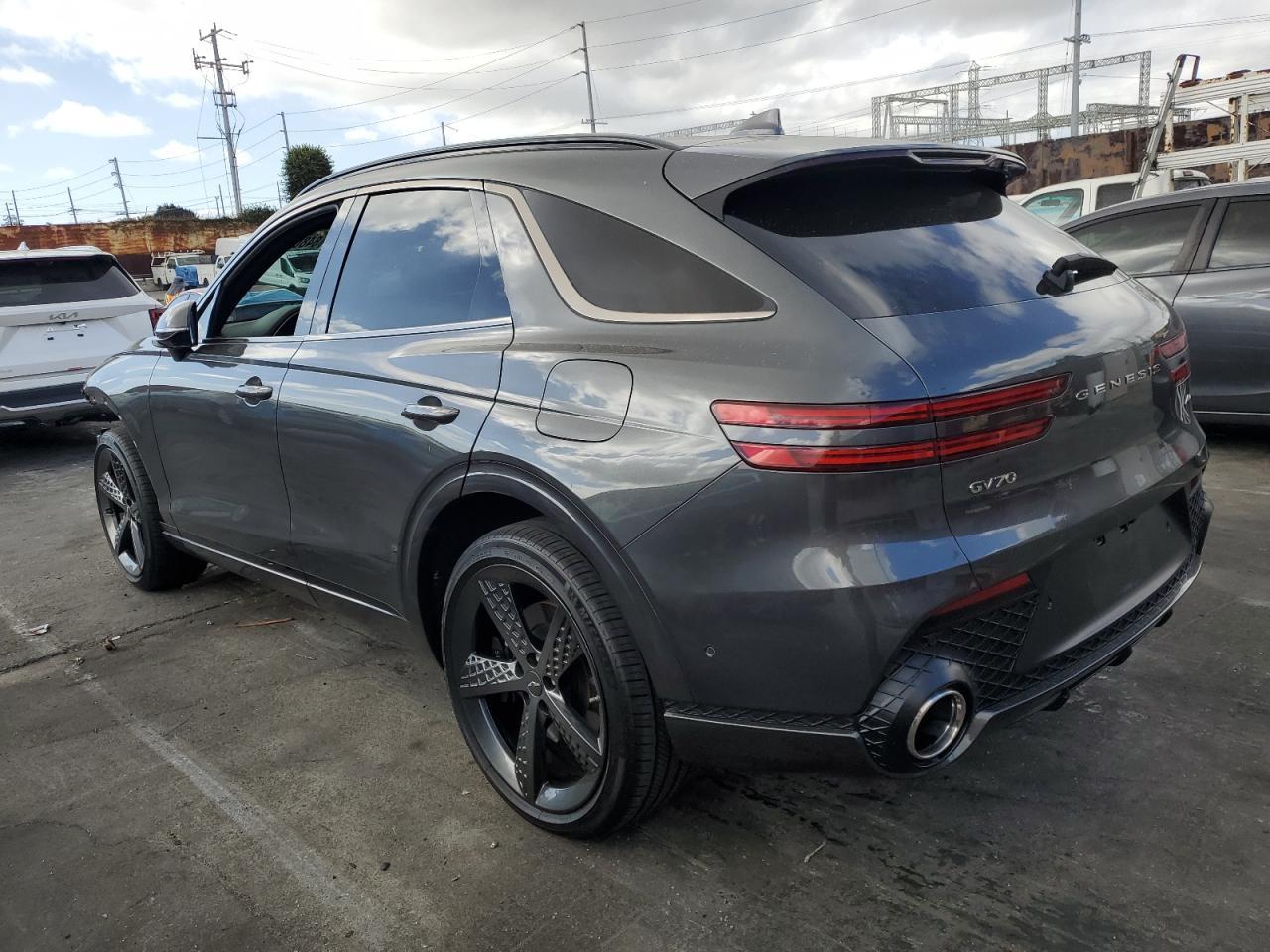 2023 Genesis Gv70 Base - Фото 2