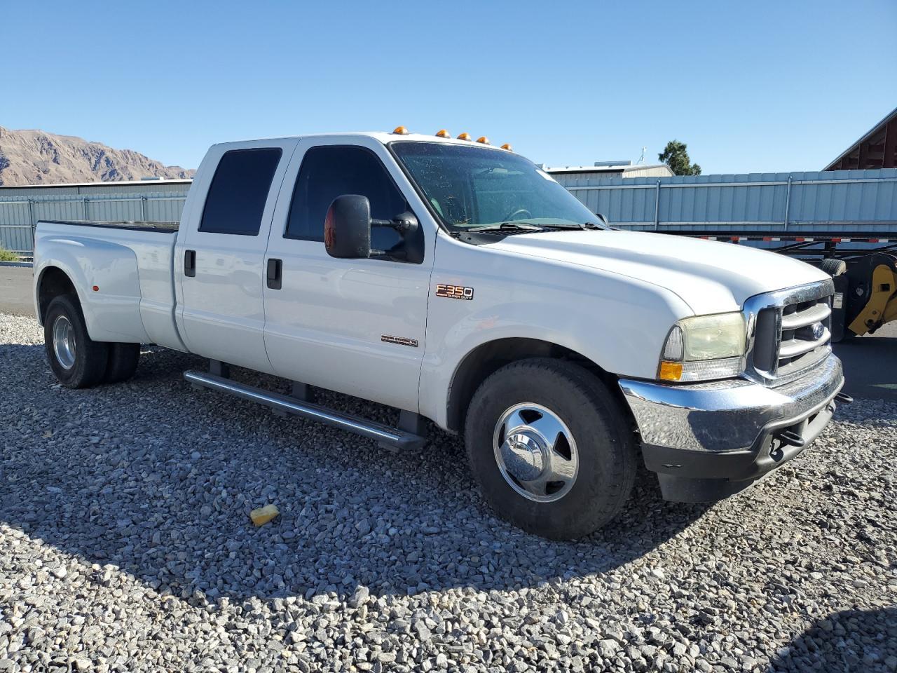 2004 Ford F350 Super - Image 4