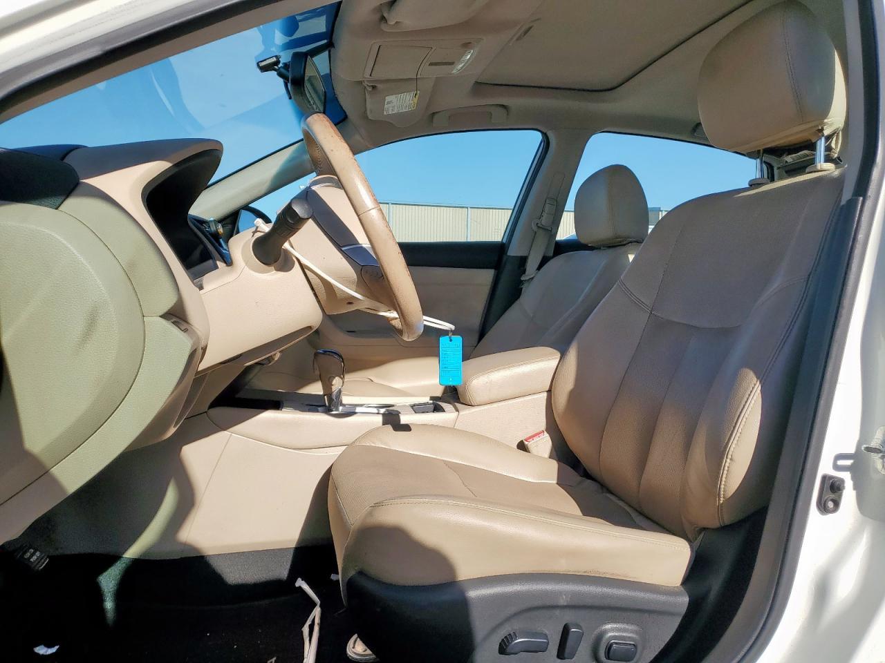 2016 Nissan Altima 2.5 - Image 7