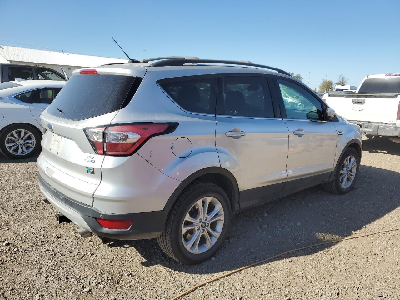 2017 Ford Escape Se - Фото 3