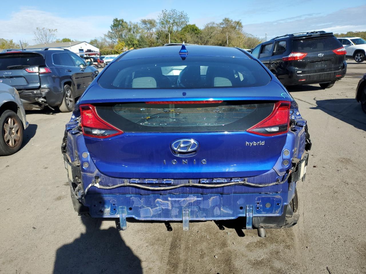 2020 Hyundai Ioniq Se - Image 6