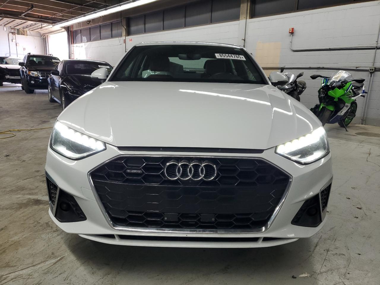 2021 Audi A4 Premium Plus 45 - Фото 5