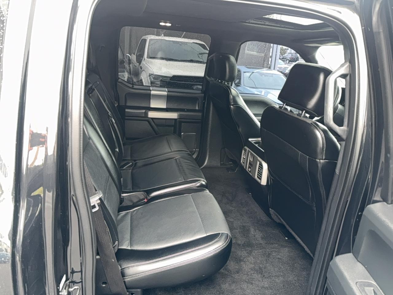 2015 Ford F150 Supercrew - Фото 6