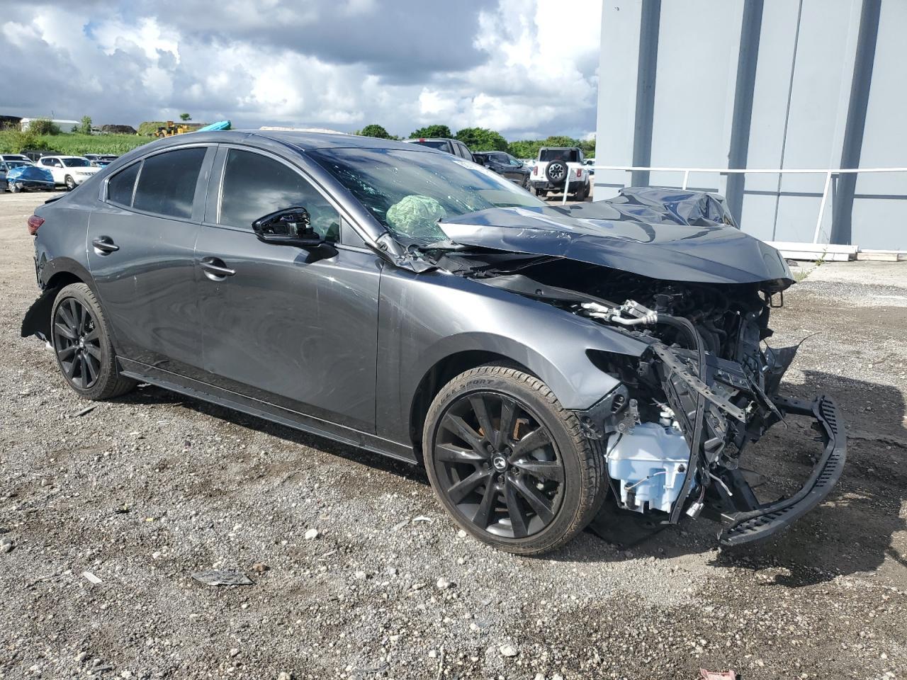 2023 Mazda 3 Select - Image 4