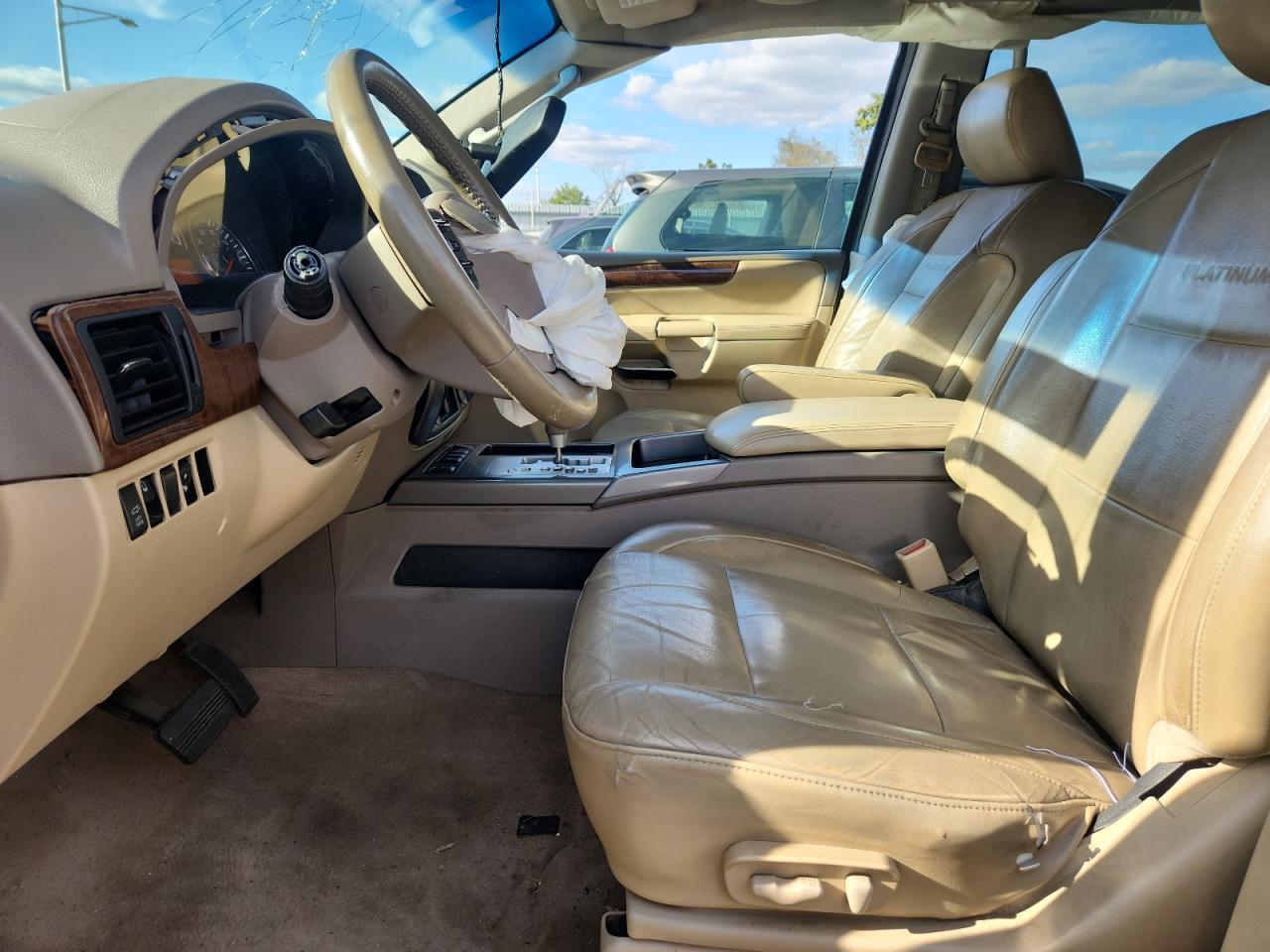 2012 Nissan Armada Sv - Image 7