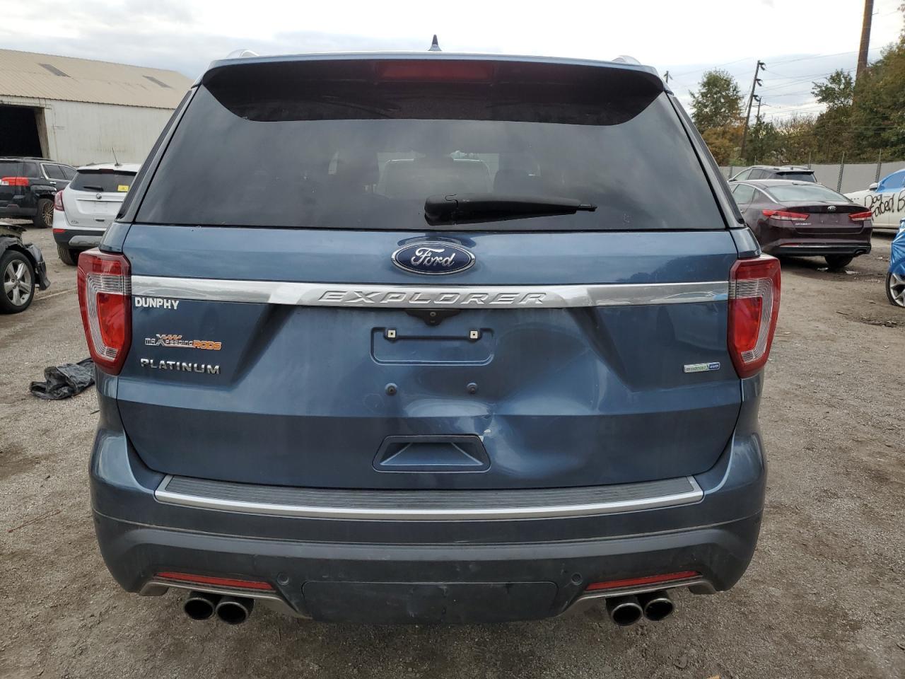 2018 Ford Explorer Platinum - Image 6