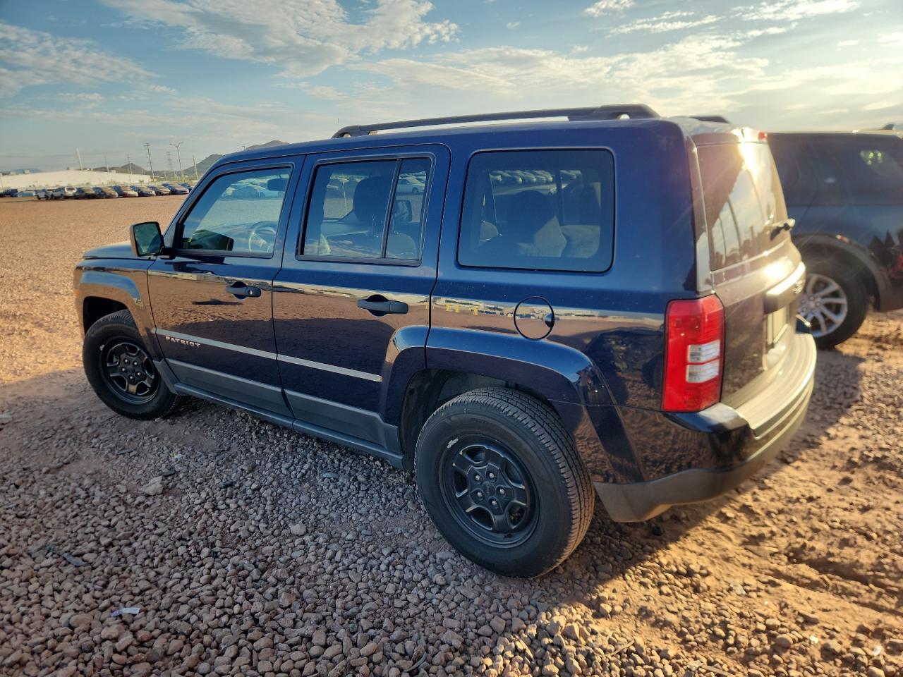 2016 Jeep Patriot Sport - Фото 2