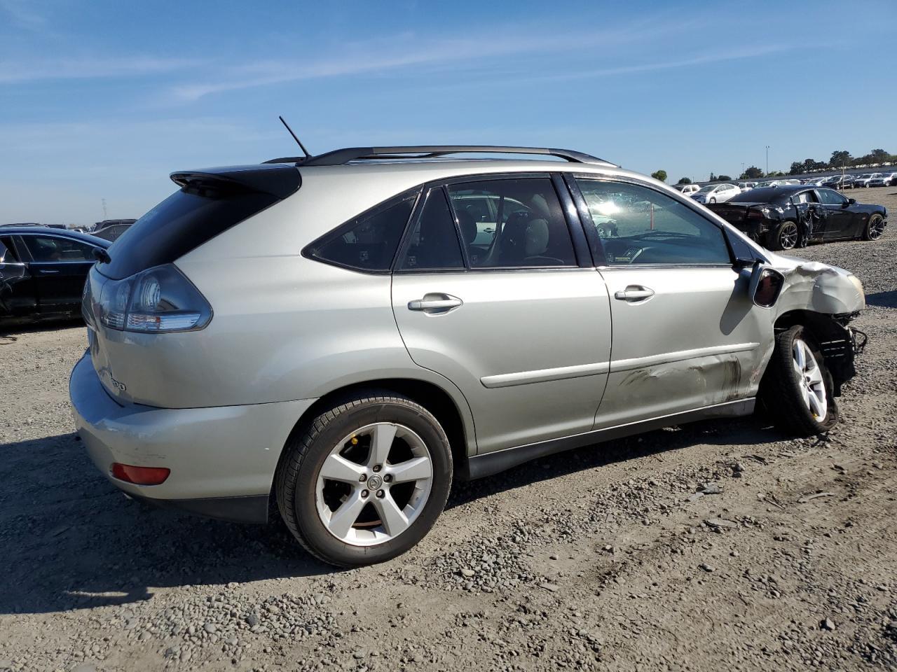 2004 Lexus Rx 330 - Image 3