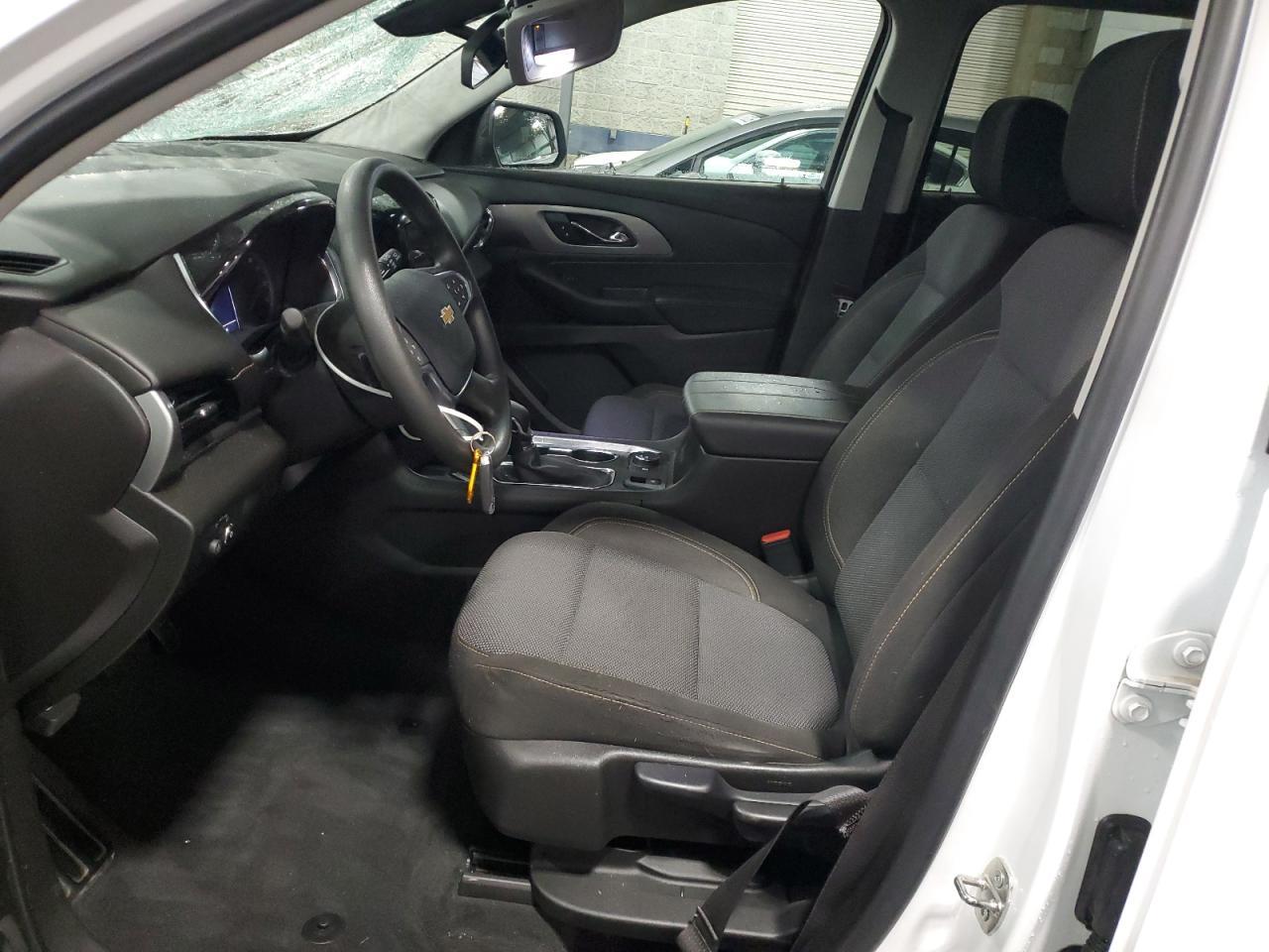 2021 Chevrolet Traverse Ls - Фото 7