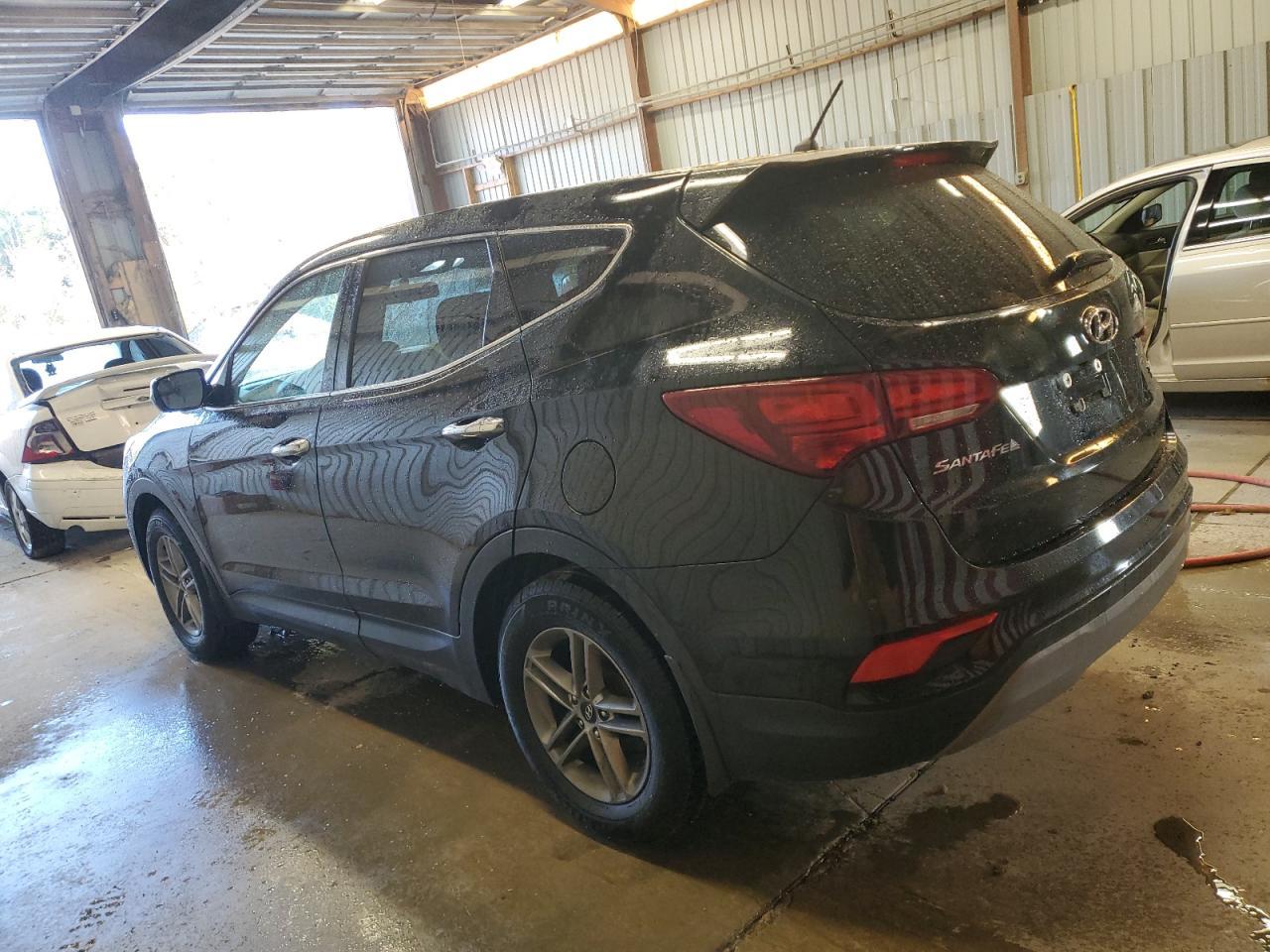 2018 Hyundai Santa Fe Sport - Image 2