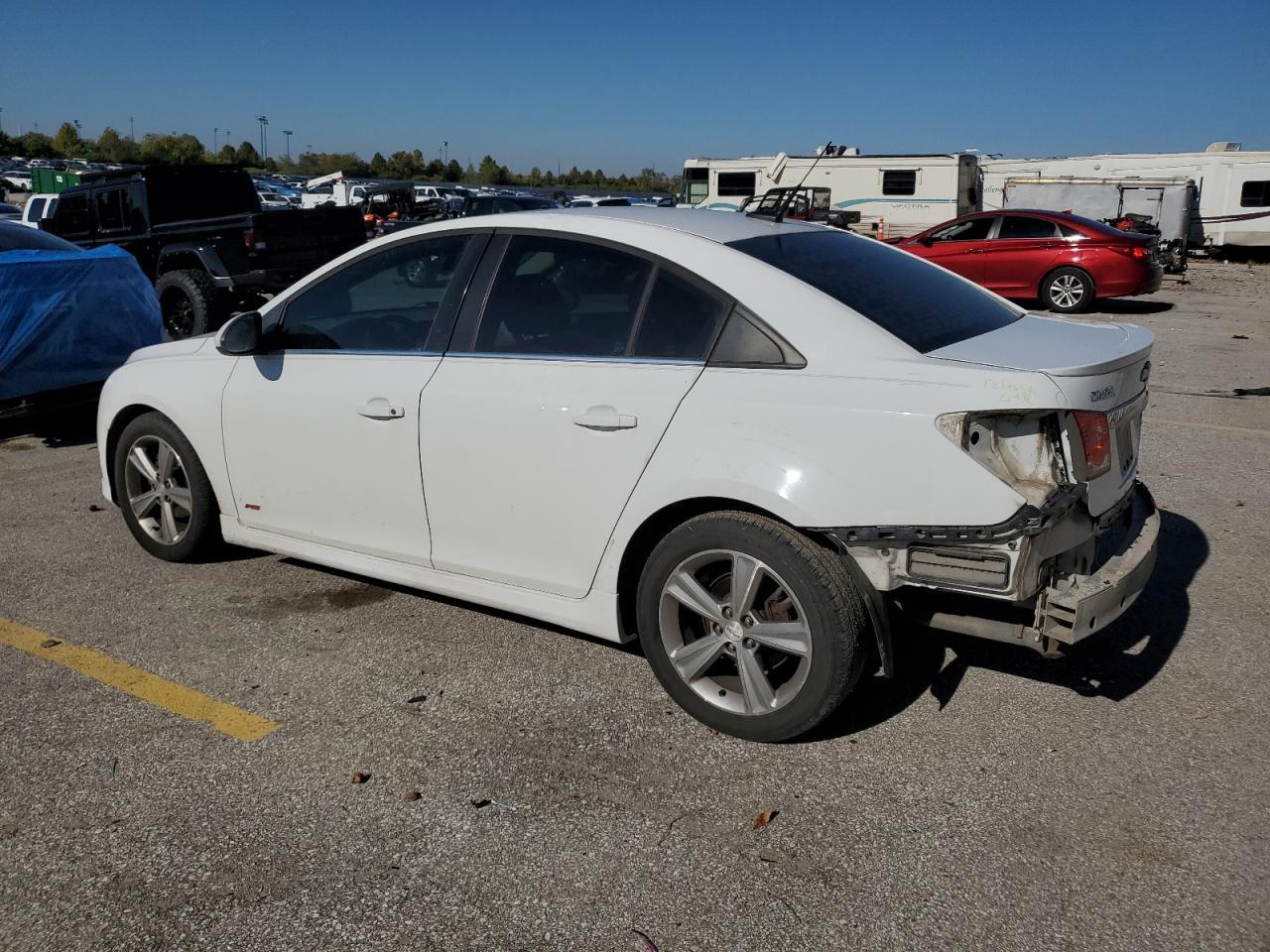 2014 Chevrolet Cruze Lt - Image 2