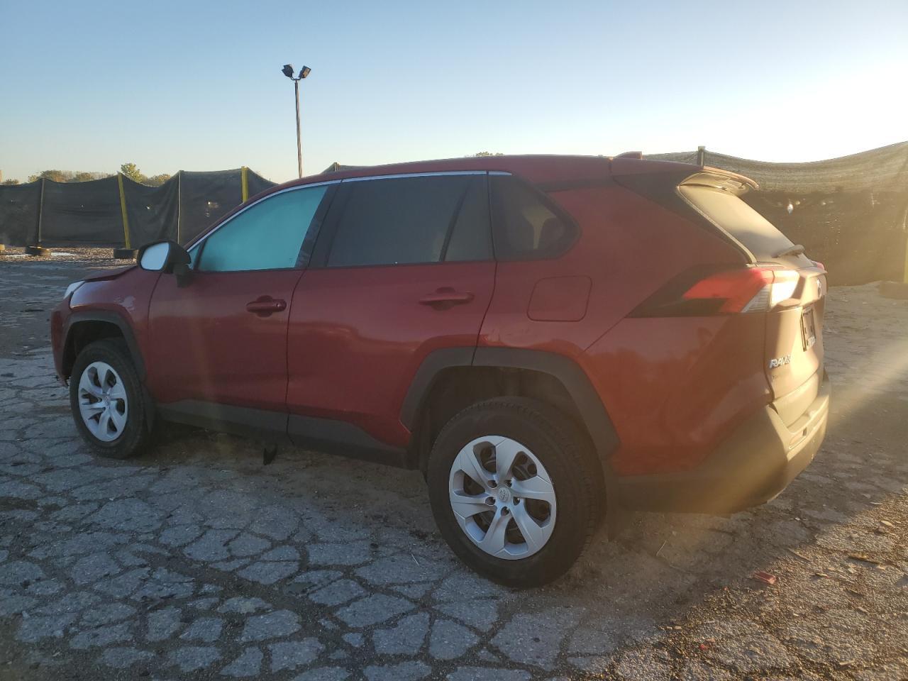 2023 Toyota Rav4 Le - Фото 2