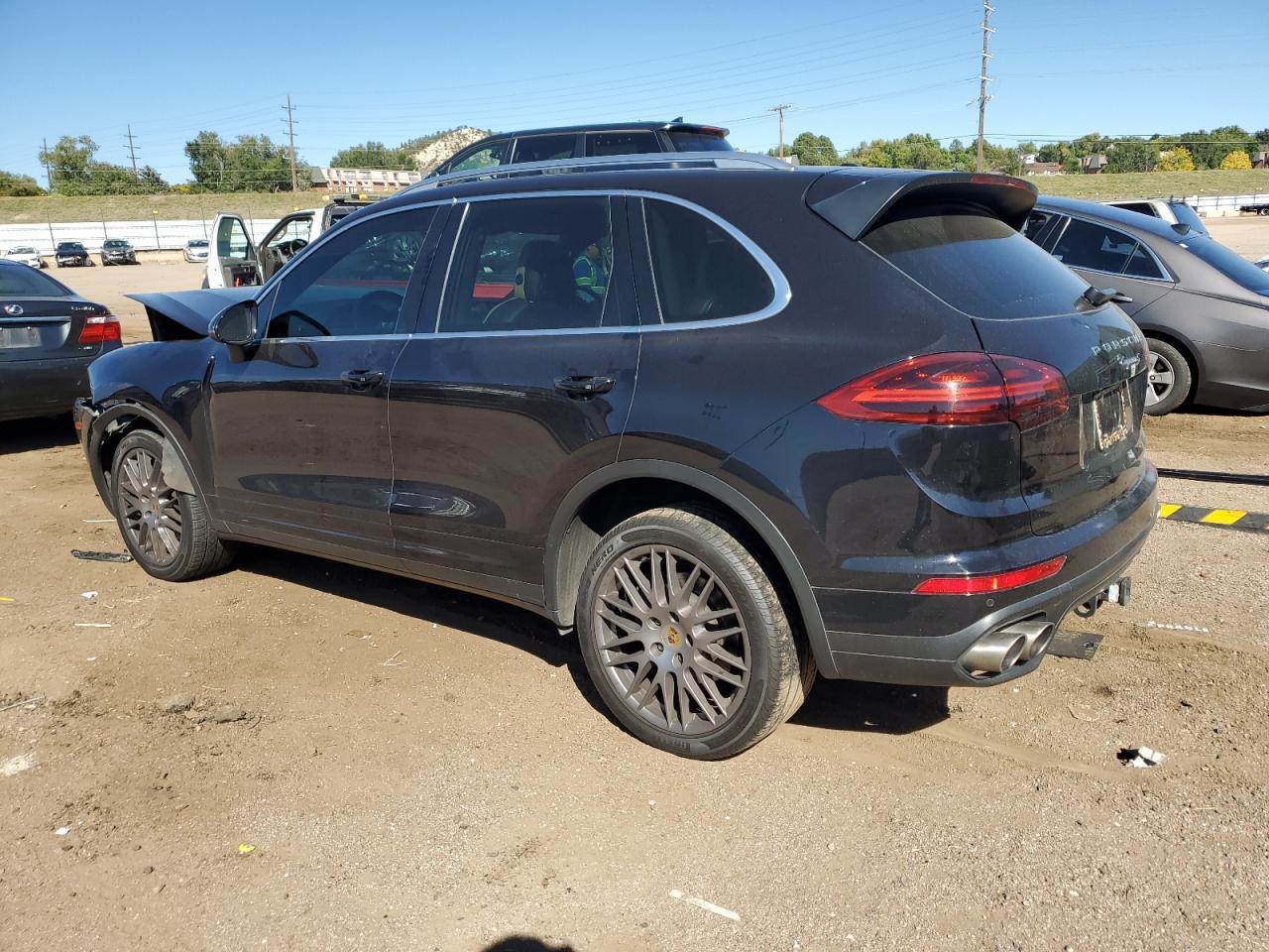 2016 Porsche Cayenne S - Фото 2