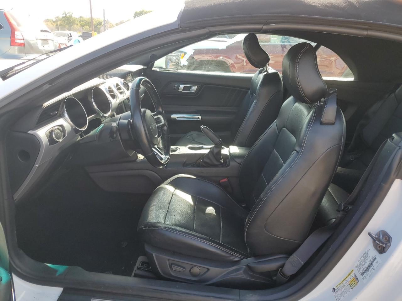2020 Ford Mustang - Image 7