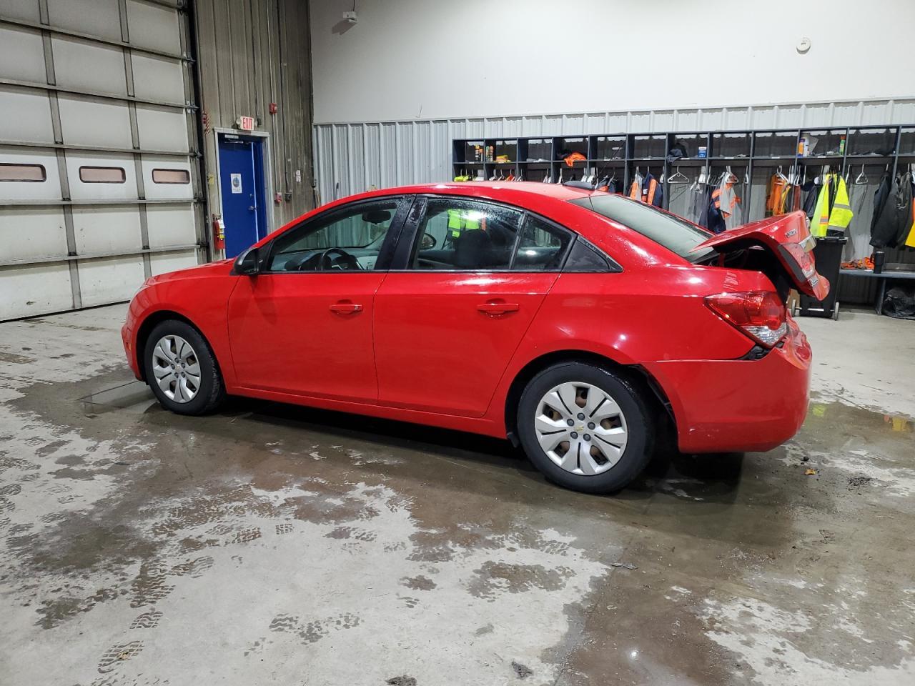 2016 Chevrolet Cruze Limited Ls - Фото 2