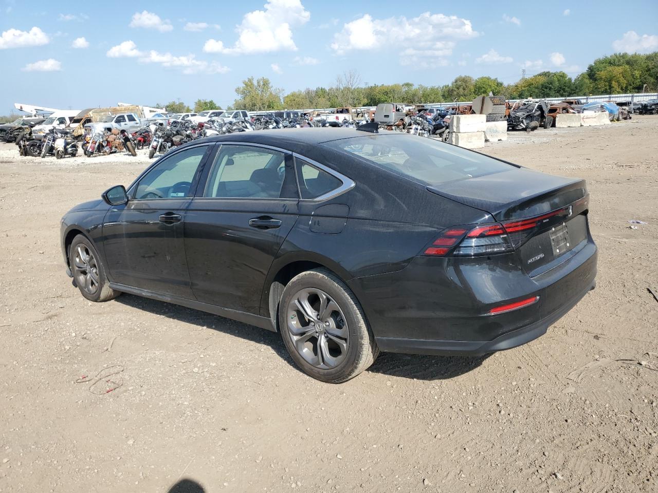2023 Honda Accord Ex - Фото 2