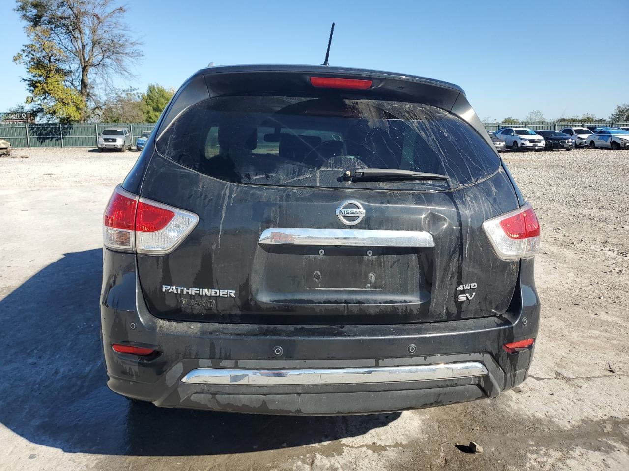 2015 Nissan Pathfinder S - Фото 6