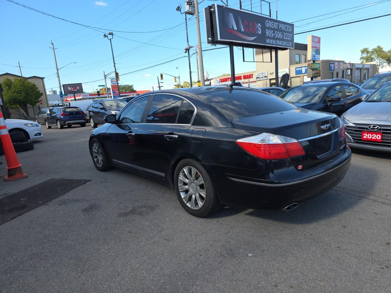 2010 Hyundai Genesis 4.6L - Фото 3