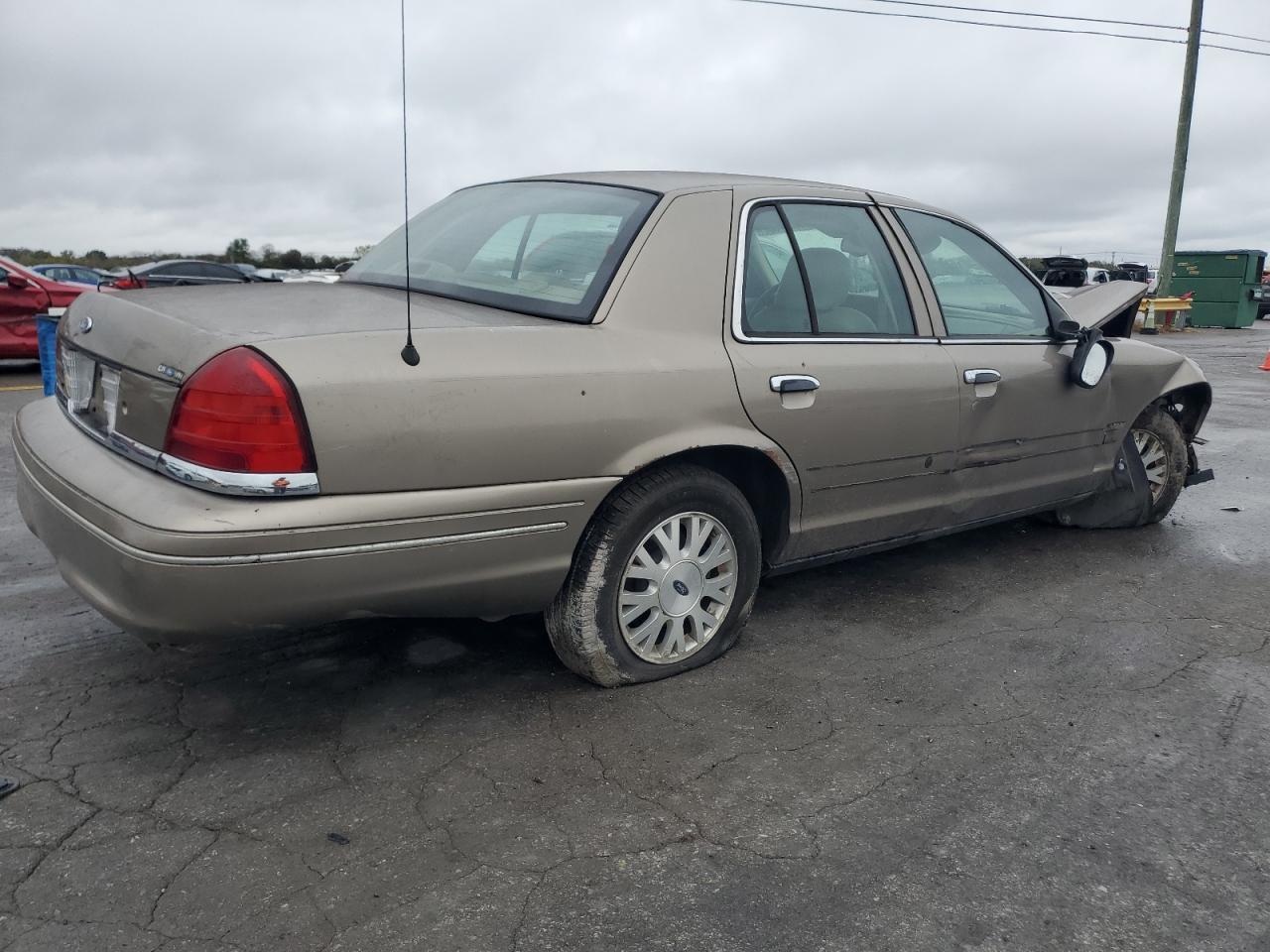 2005 Ford Crown Victoria Lx - Фото 3