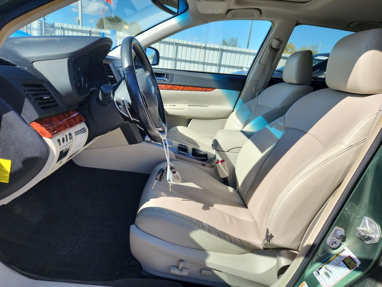 2012 Subaru Outback 3.6R Limited - Image 7