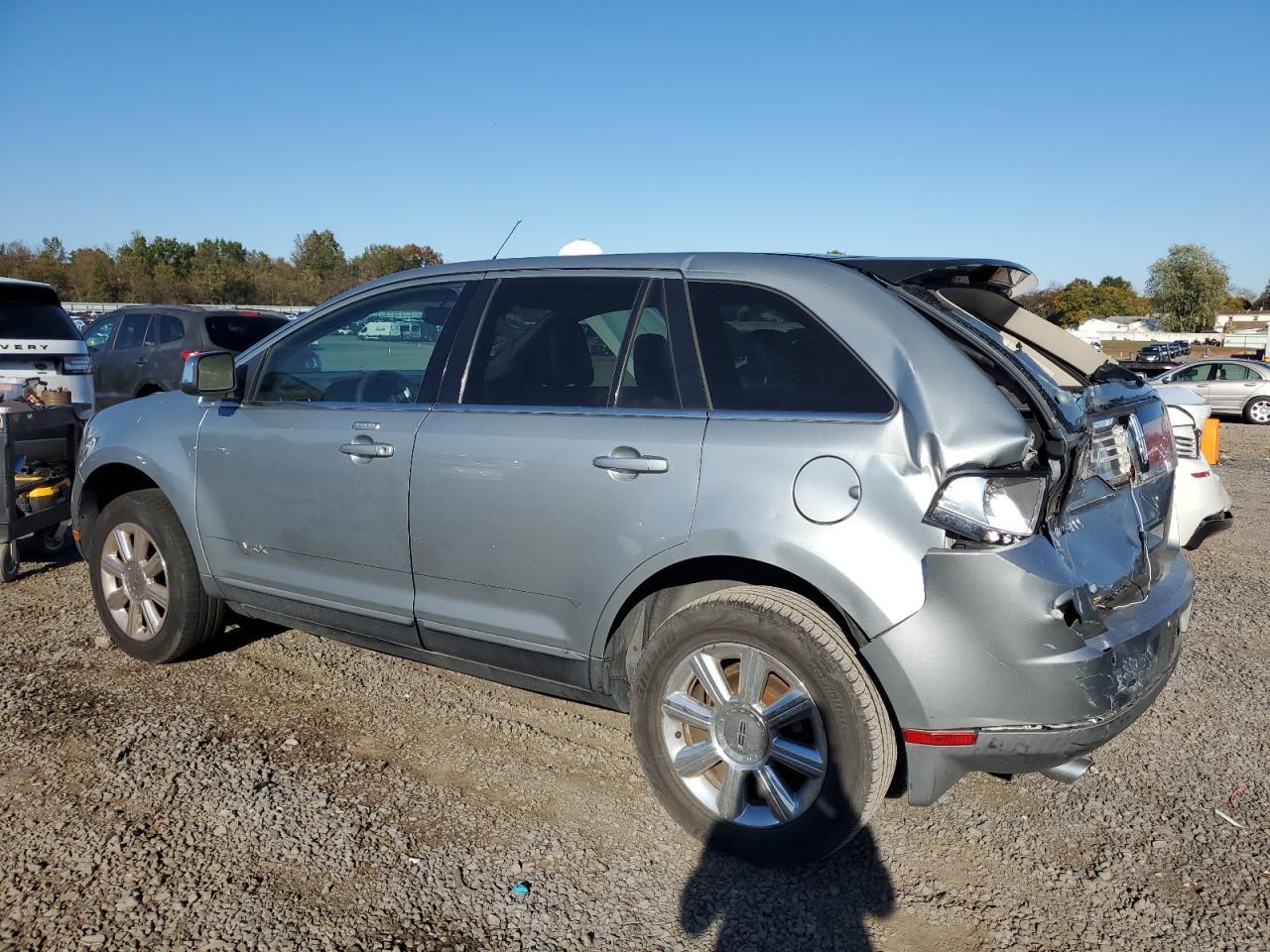 2007 Lincoln Mkx - Image 2