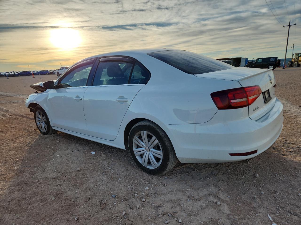 2017 Volkswagen Jetta S - Фото 2