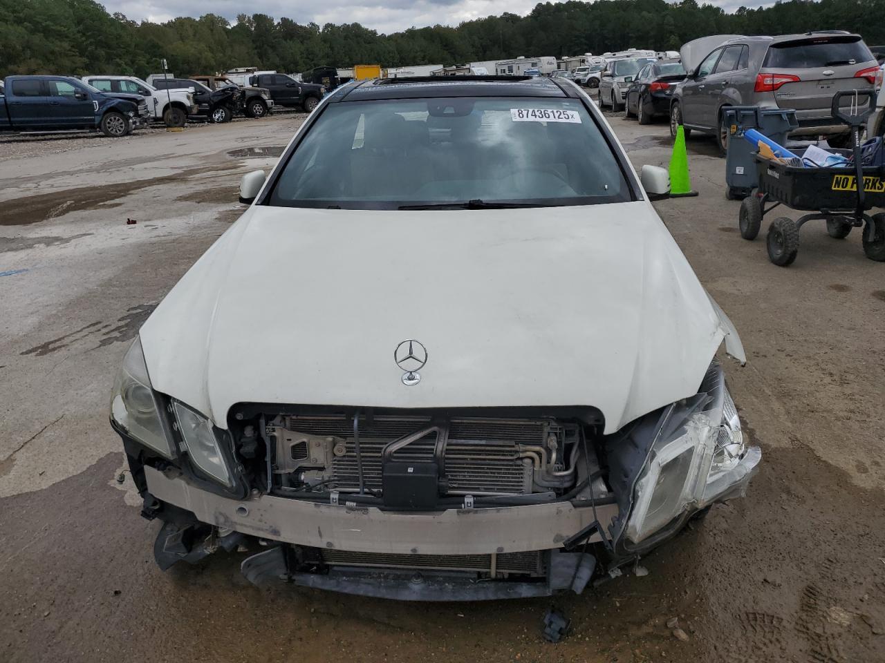 2011 Mercedes-Benz E 550 4Matic - Фото 5