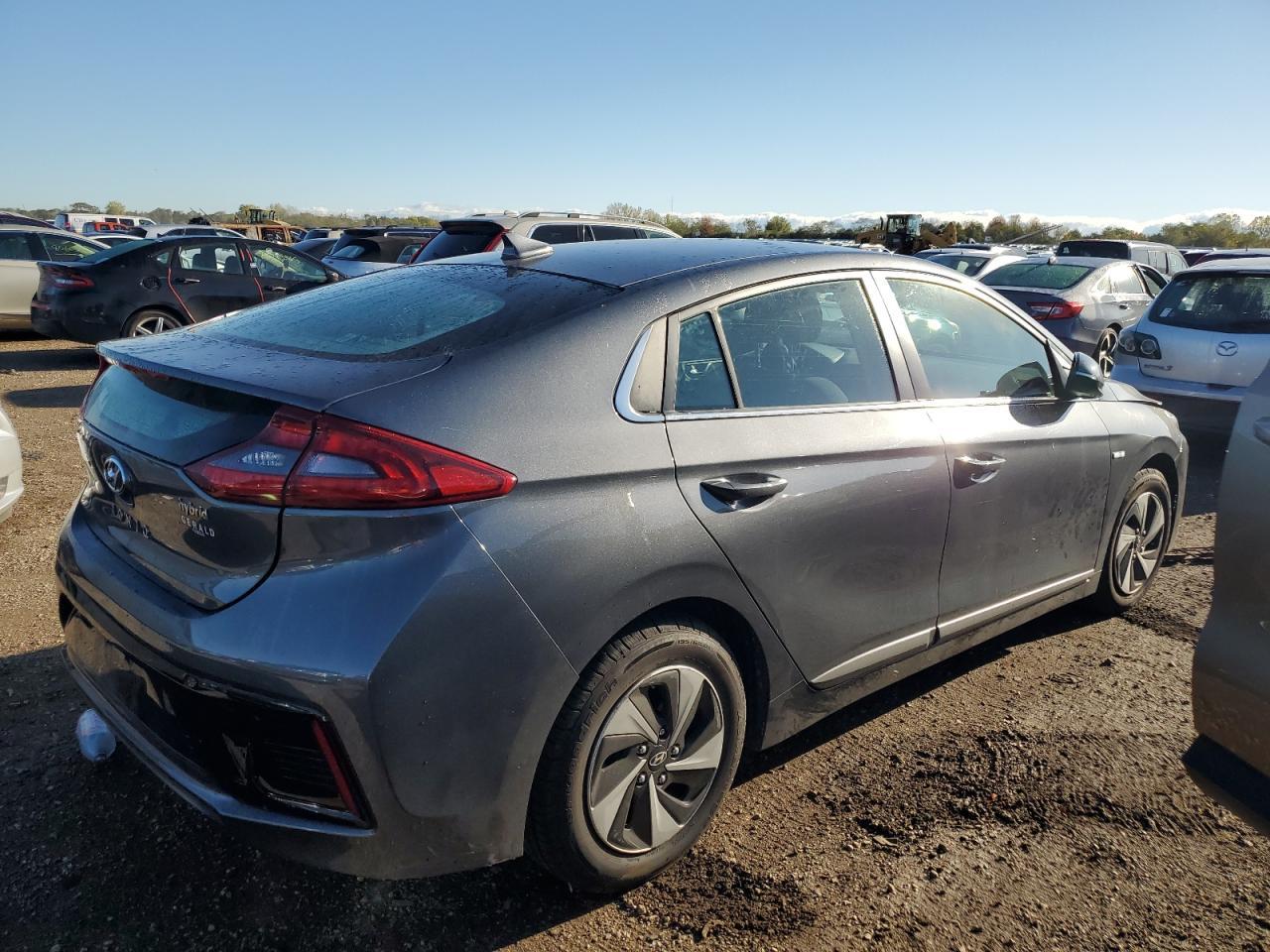 2018 Hyundai Ioniq Sel - Фото 3