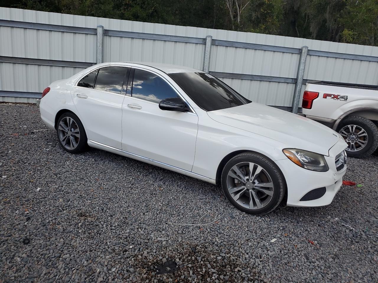2016 Mercedes-Benz C 300 - Фото 4