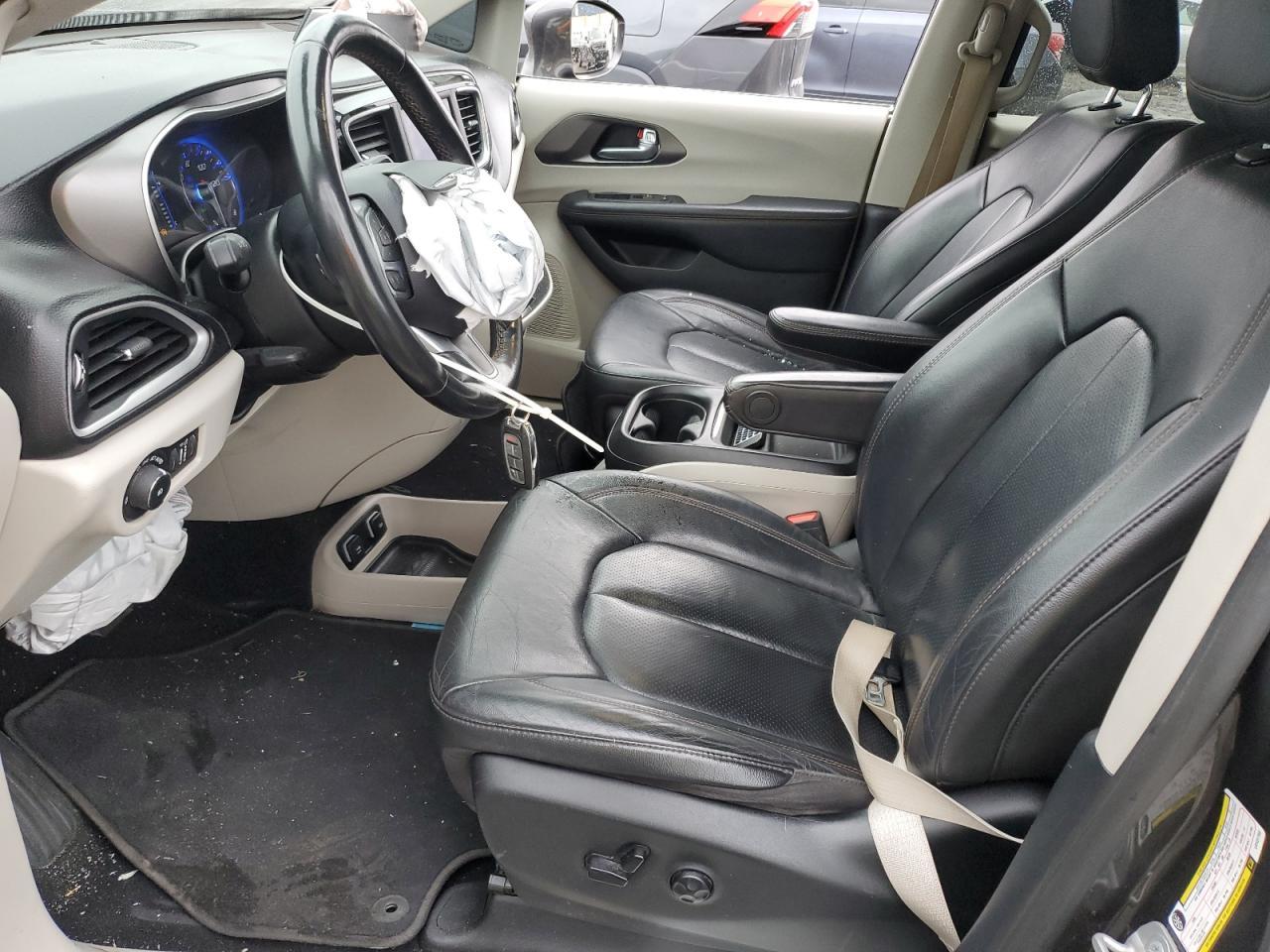 2020 Chrysler Pacifica Touring L - Фото 7