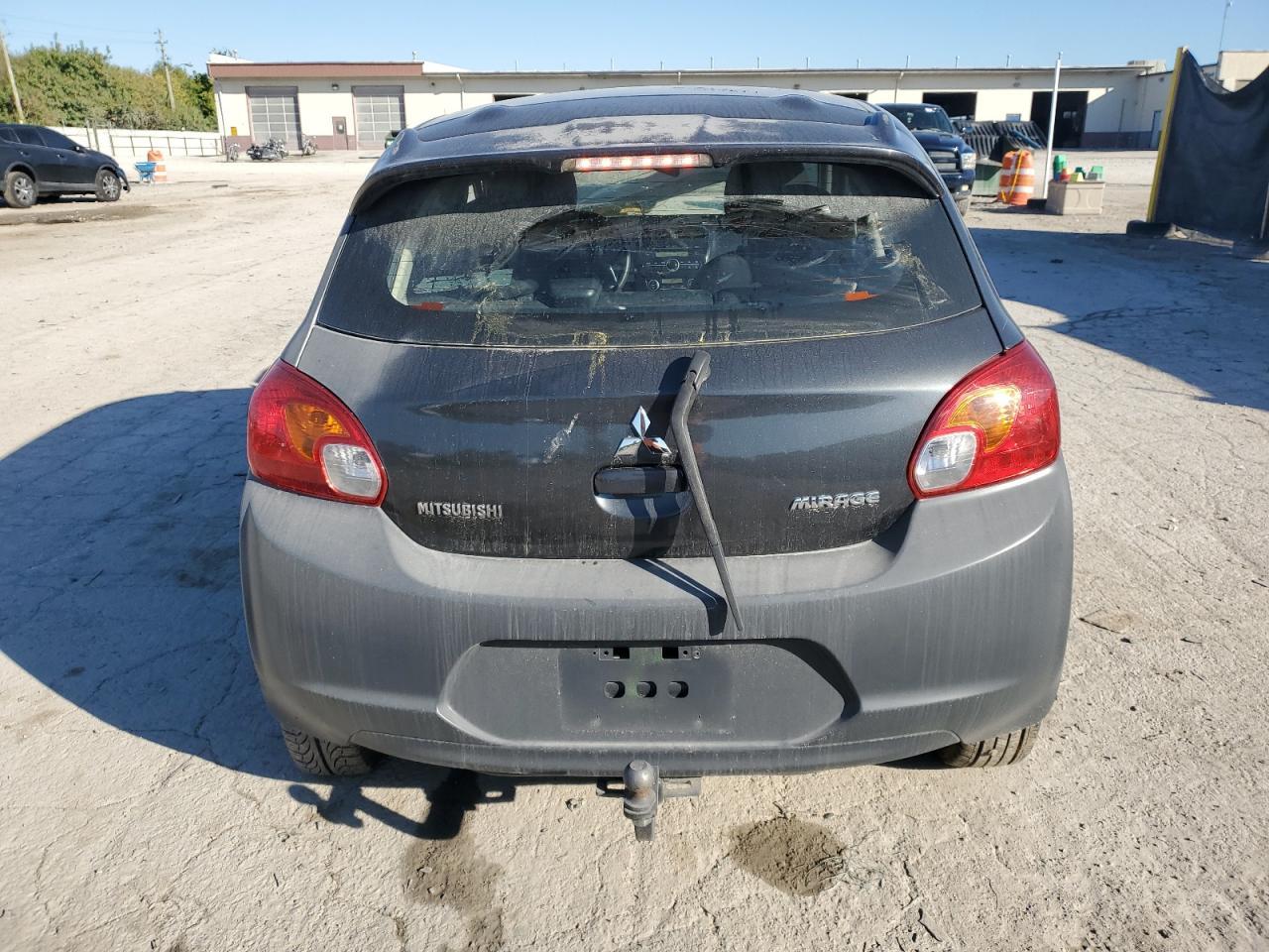 2014 Mitsubishi Mirage De - Фото 6