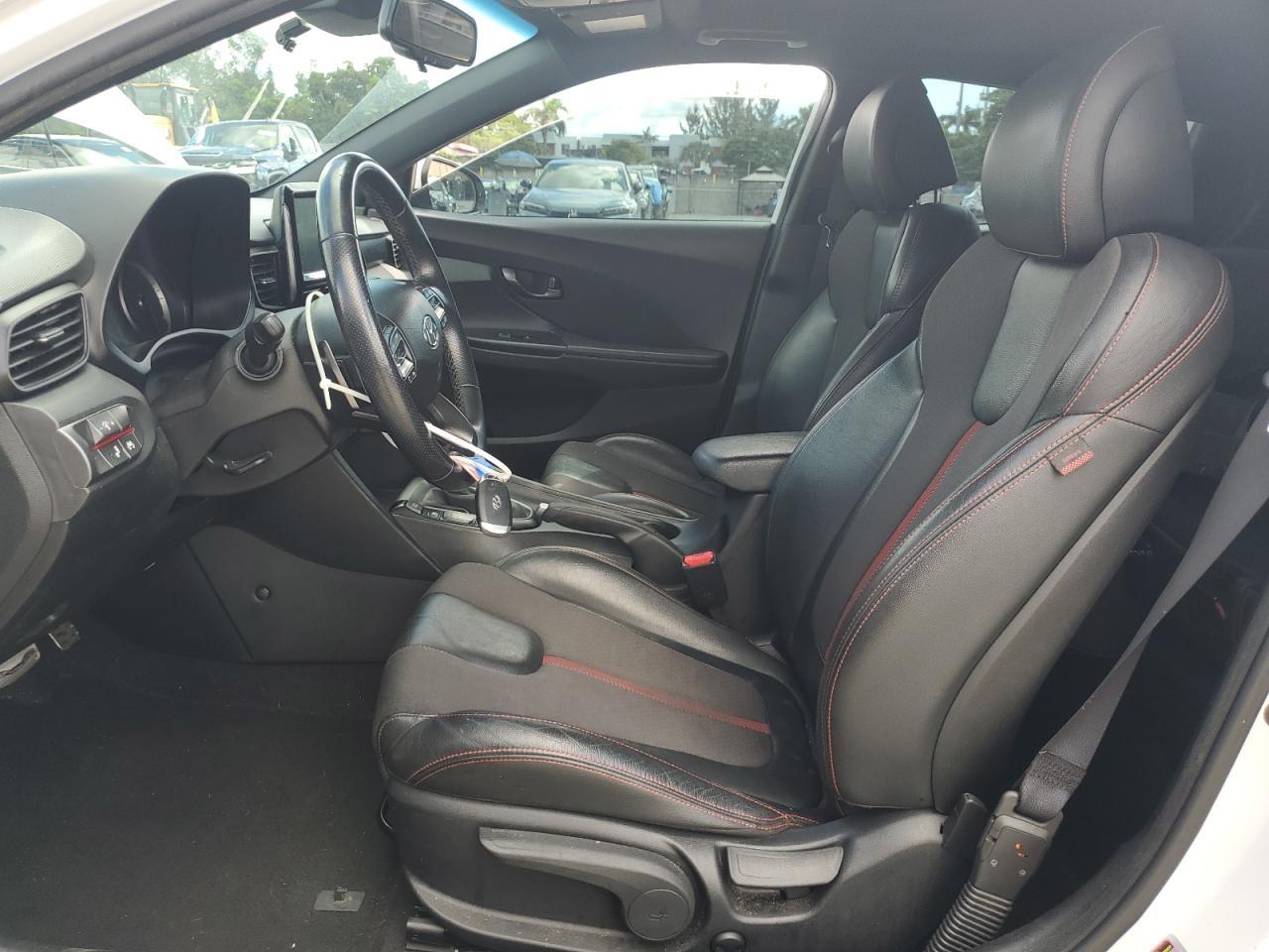 2020 Hyundai Veloster Turbo - Фото 7