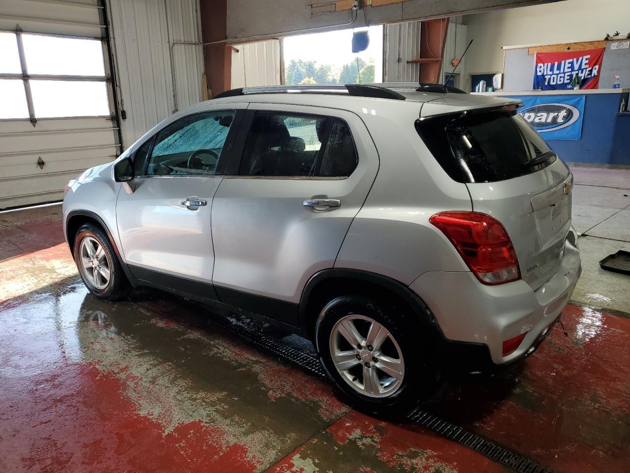 2019 Chevrolet Trax 1Lt - Фото 2