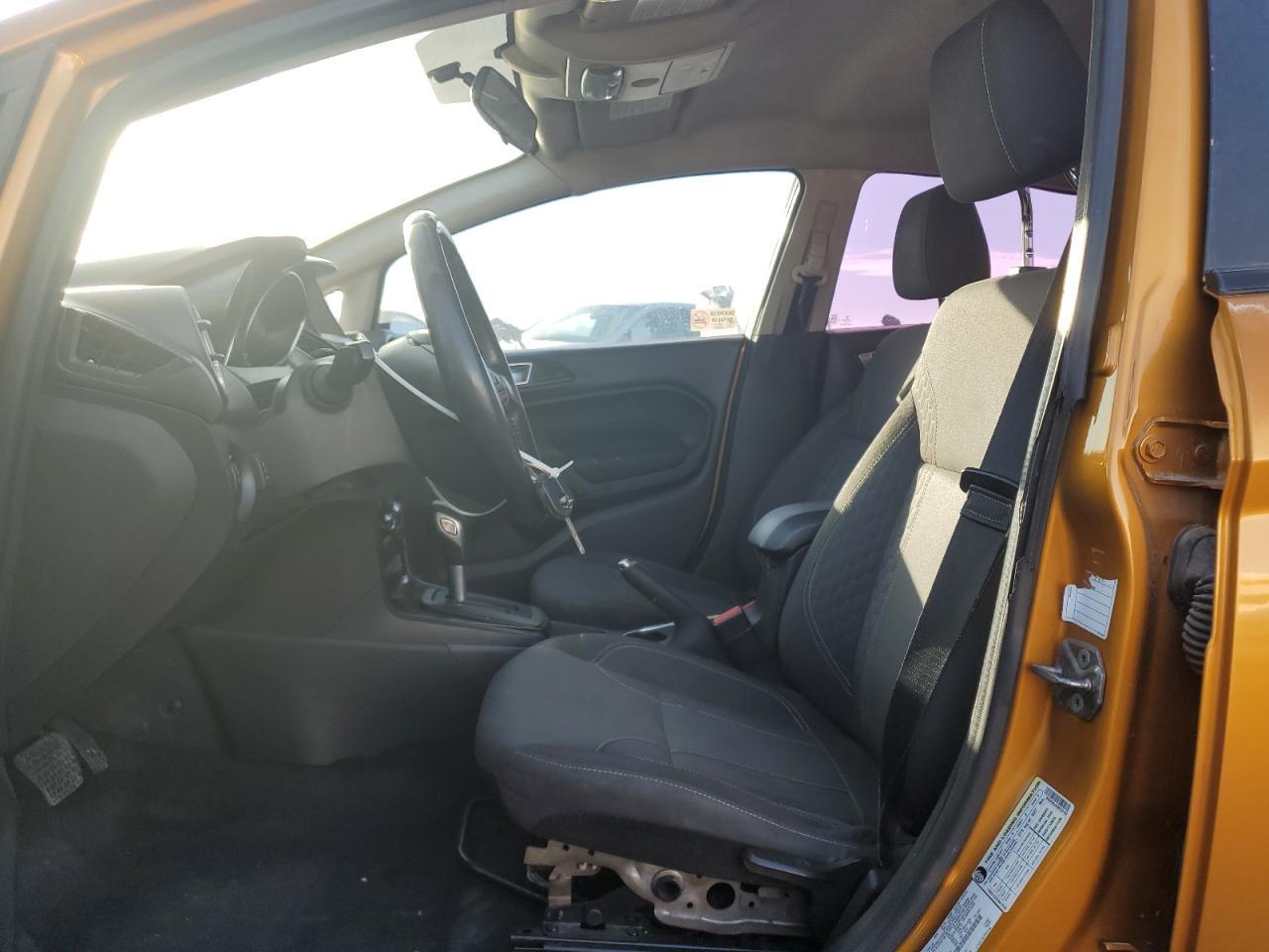 2016 Ford Fiesta Se - Image 7