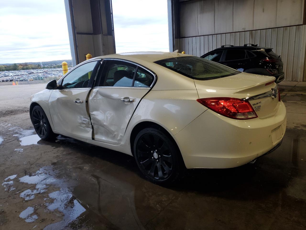 2013 Buick Regal Premium - Фото 2