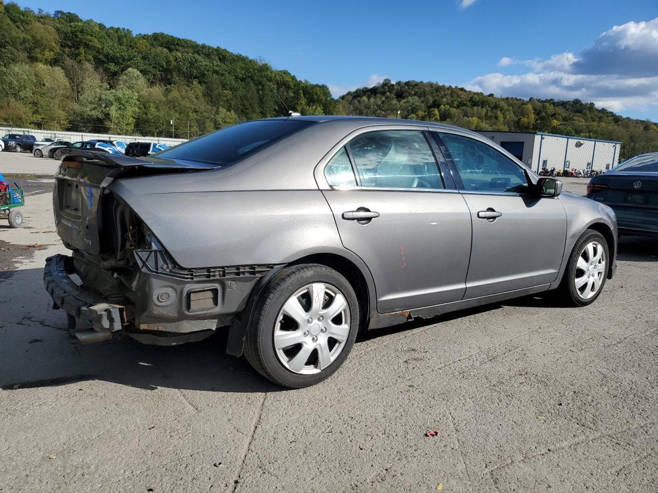 2010 Ford Fusion Se - Image 3