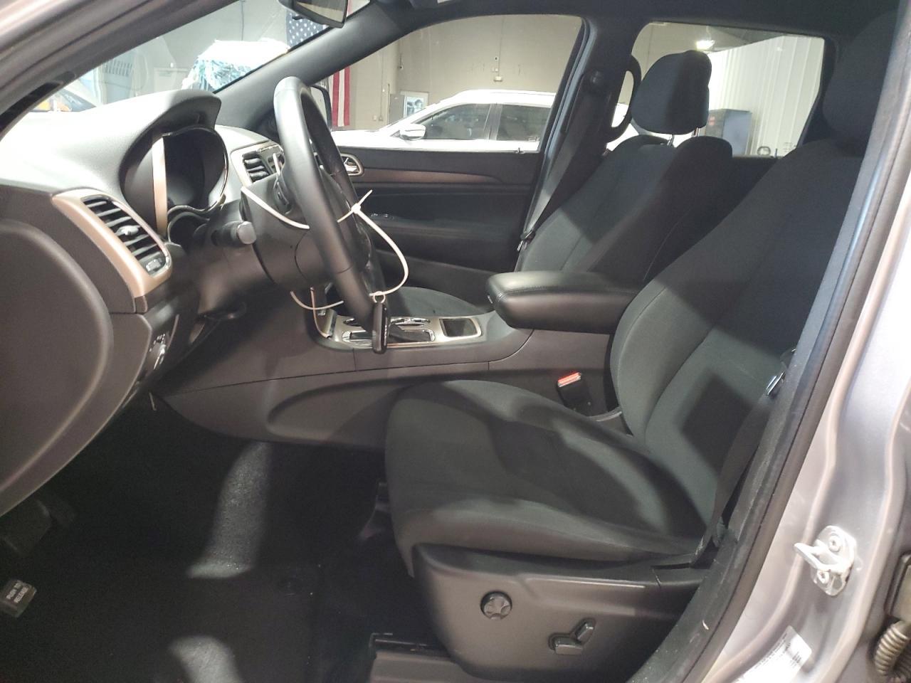 2016 Jeep Grand Cherokee Laredo - Фото 7